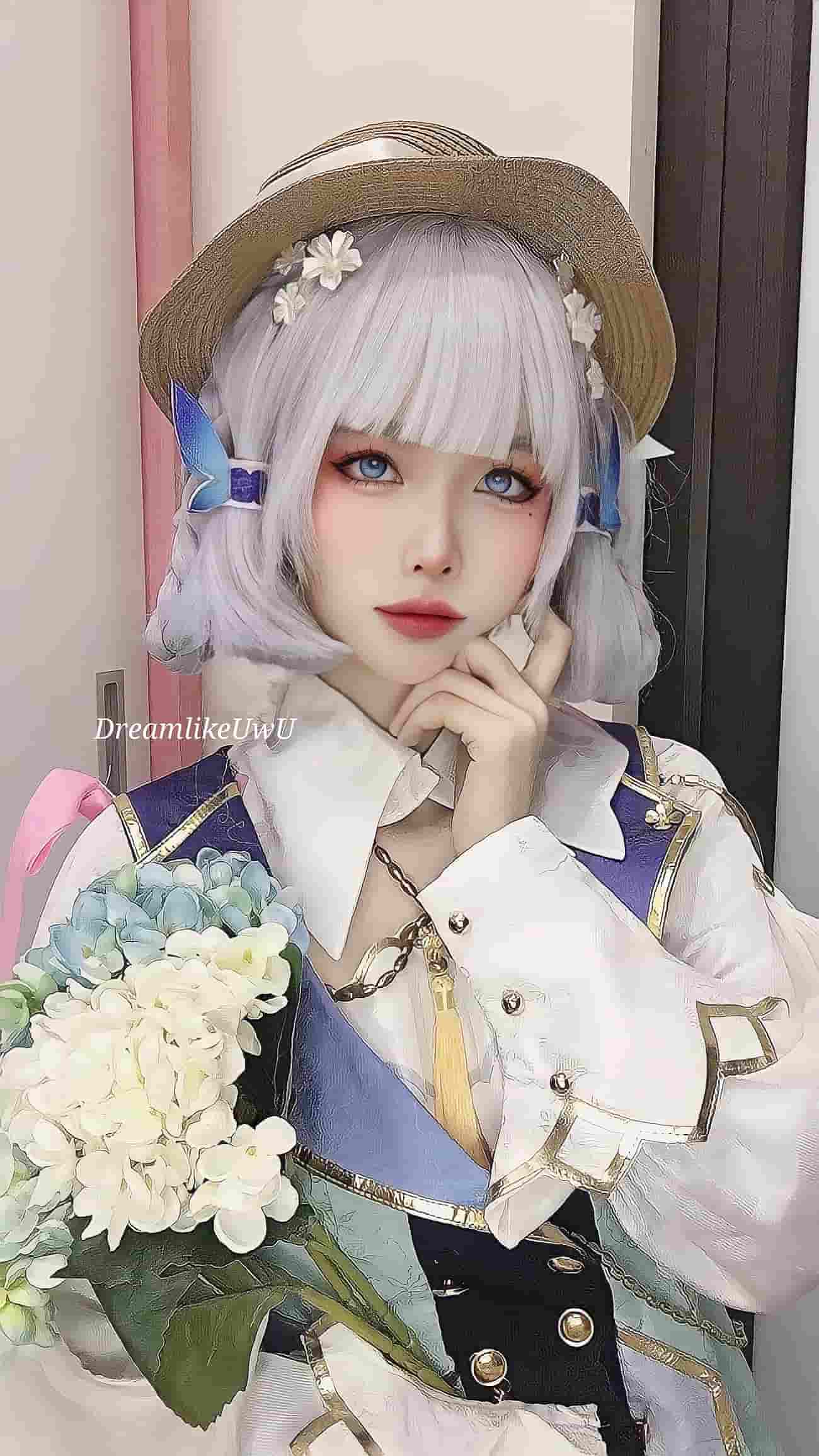 DreamlikeUwU 银色短发戴草帽 蓝色蝴蝶发饰 白色礼服怀抱绣球花 DreamlikeUwU 银色短发戴草帽 蓝色蝴蝶发饰 白色礼服怀抱绣球花