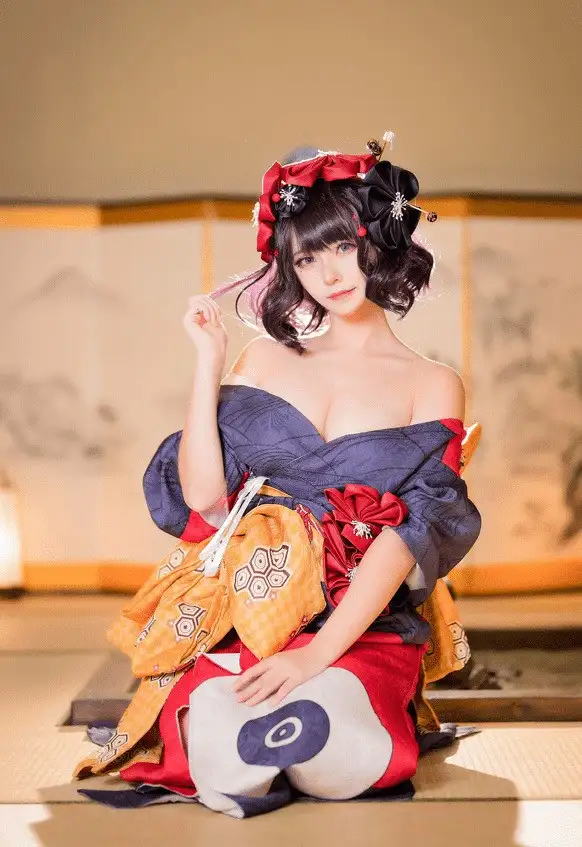 菌烨tako 紫红和服 室内并膝跪坐 菌烨tako 紫红和服 室内并膝跪坐