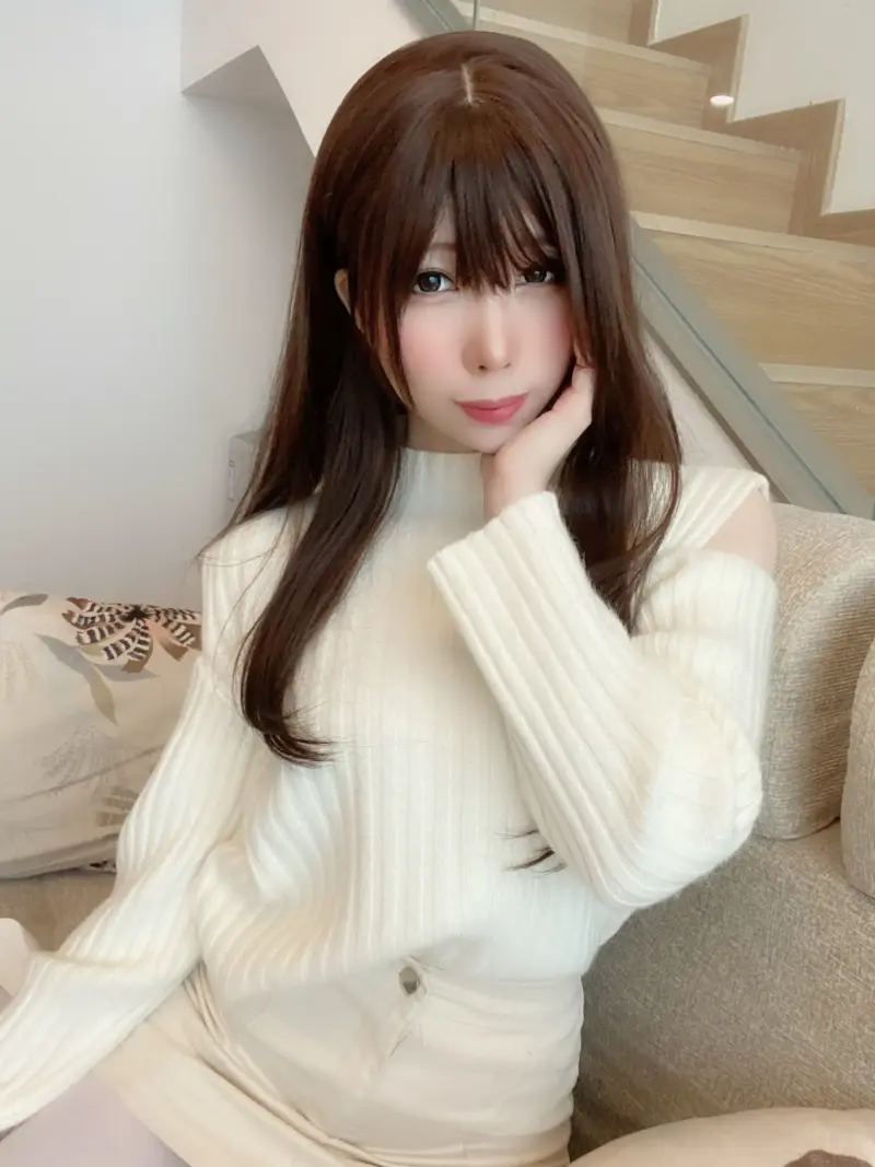 鹿野希把镜中背景也放进构图