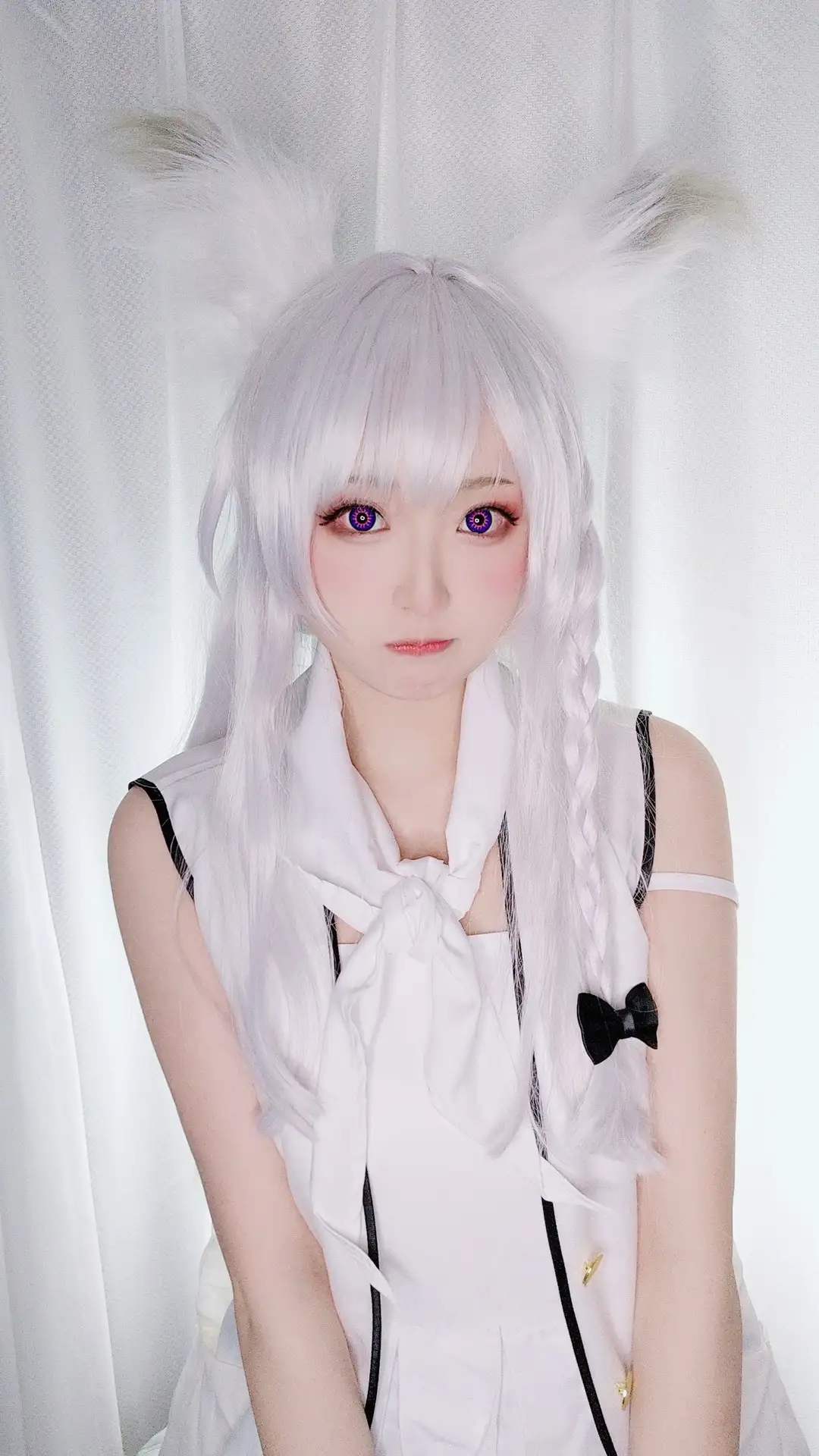 Yuki亭 白发兽耳、白色角色服,白帘前半身 Yuki亭 白发兽耳、白色角色服,白帘前半身
